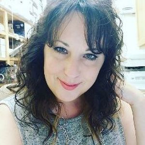 Meet your Posher, Angie